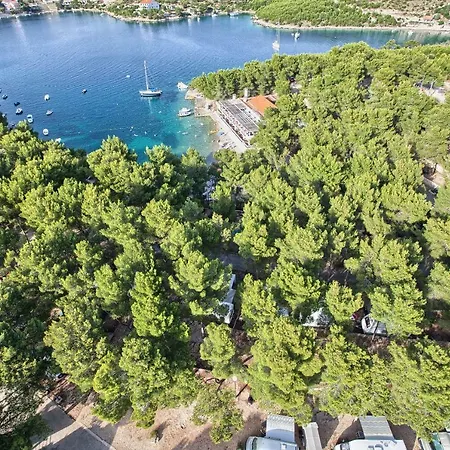 Kamp Vira Mobile Homes Üdülőpark