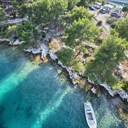 Üdülőpark Kamp Vira Mobile Homes Hvar Town