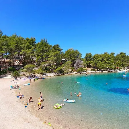 Kamp Vira Mobile Homes Πάρκο διακοπών