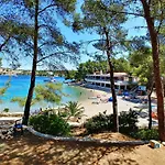 Park za odmor Kamp Vira Mobile Homes Hvar Town