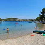 Park za odmor Kamp Vira Mobile Homes Hvar Town
