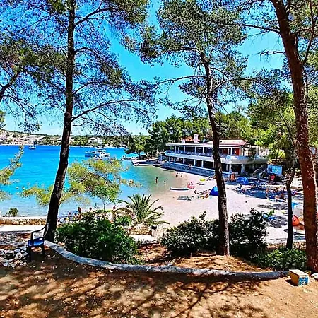 Holiday park Kamp Vira Mobile Homes Hvar Town