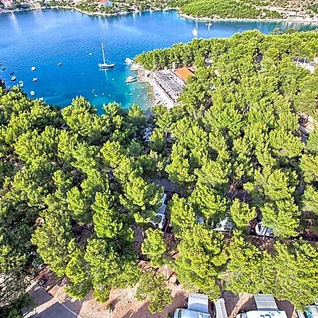 Holiday park Kamp Vira Mobile Homes Hvar Town