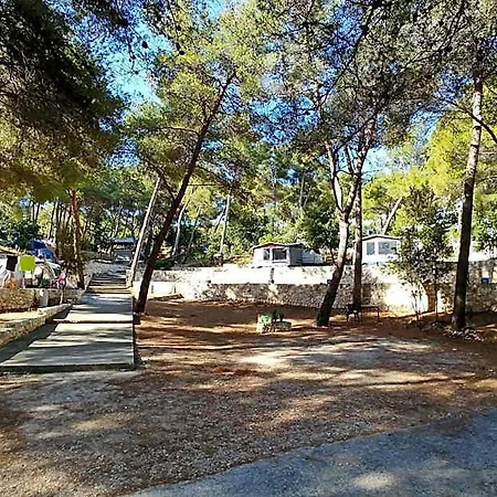 Kamp Vira Mobile Homes Holiday park Hvar Town
