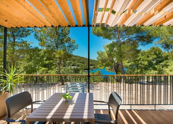 Kamp Vira Mobile Homes 4* Hvar Town