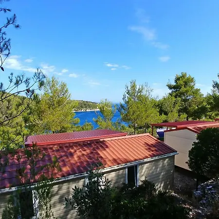 פארק נופש Kamp Vira Mobile Homes 4*