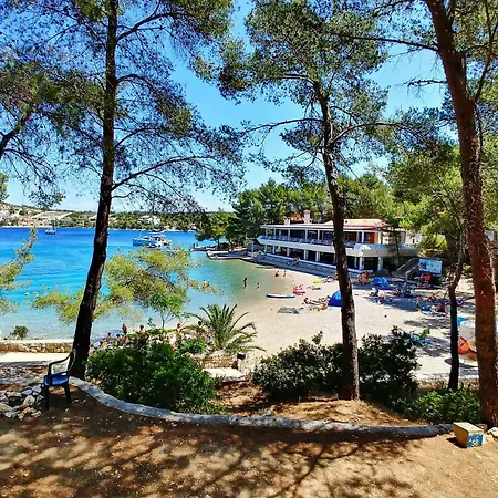 Holiday park Kamp Vira Mobile Homes Hvar Town