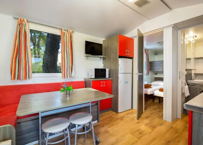 Kamp Vira Mobile Homes